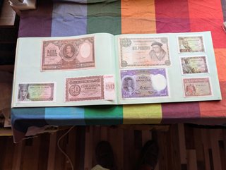Libro  Billetes en la Historia de Asturias