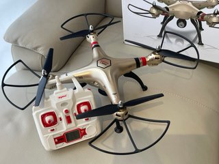 Dron Syma X8HC con Cámara HD