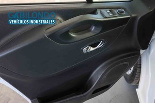 Renault Trafic Furgón L2H2 1.2t 2.0 dCi 145 CV