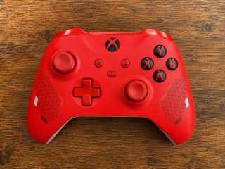 Xbox One S 1TB + 2 Mandos