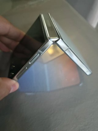 Samsung Z Flip 5