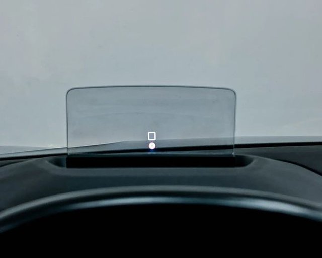Citroën C4 1.5 Blue-HDi Shine 131CV