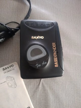 Sanyo Bassxpander MGR-710 Walkman