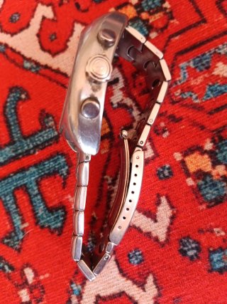 Reloj Lotus  pila nueva fucciona perfectamente