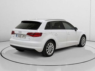 Audi A3 Sportback Attraction 1.6 TDI clean diesel 81 kW (110 CV)