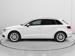Audi A3 Sportback Attraction 1.6 TDI clean diesel 81 kW (110 CV)