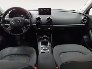Audi A3 Sportback Attraction 1.6 TDI clean diesel 81 kW (110 CV)