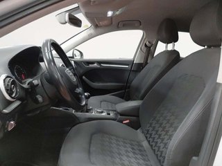 Audi A3 Sportback Attraction 1.6 TDI clean diesel 81 kW (110 CV)