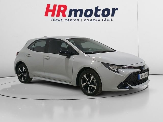 Toyota Auris 2025