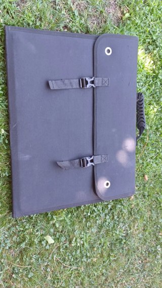 Placa solar plegable para camper