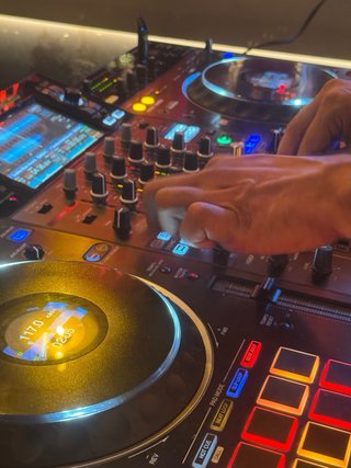 Título: Pioneer DJ XDJ-XZ Muy poco uso/factura org