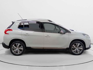 Peugeot 2008 e-HDI 115 Allure 84 kW (115 CV)
