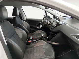 Peugeot 2008 e-HDI 115 Allure 84 kW (115 CV)