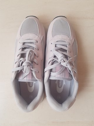 Zapatillas John Smith Talla 38 Nuevas