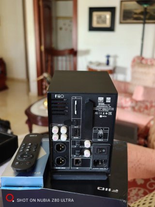 FiiO Streamer Musical Negro
