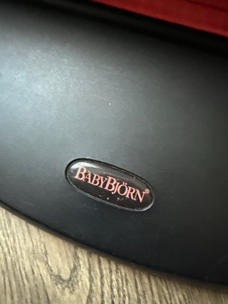 Hamaca BabyBjörn Roja y Negra