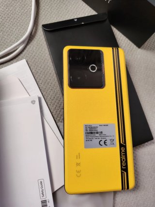 Teléfono Realme GT 7T