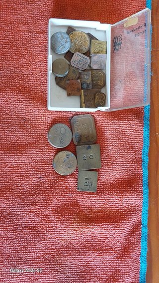Lote de pesas antiguas de latón
