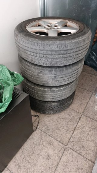 4 Llantas Peugeot 407 R16 con neumáticos