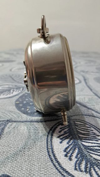 Reloj despertador Peter clásico