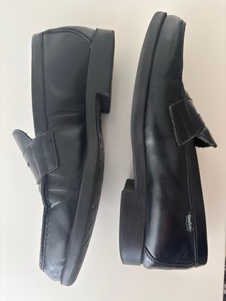 Mocasines Gorila Negros Talla 38