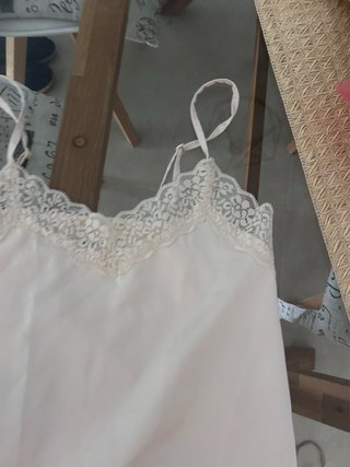 Top lencero Zara beige encaje