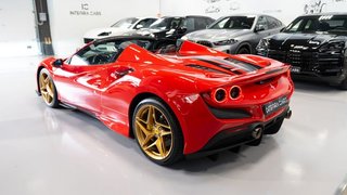 Ferrari F8 Spider