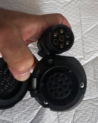 Adaptador de remolque negro