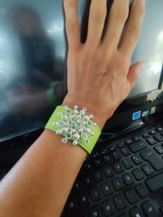 Pulsera Dyrberg/Kern verde y plateada