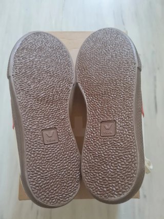 Zapatillas Veja Volley Blancas y Rojas