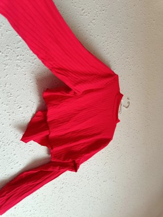 Camiseta roja de invierno  mujer