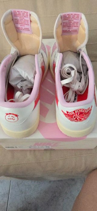 Jordan 1 Low Travis Scott Sail Tropical Pink