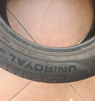 Neumático ocasion UNIROYAL 195/55/15 85V