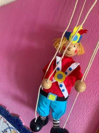Marioneta de madera 37 cm nueva