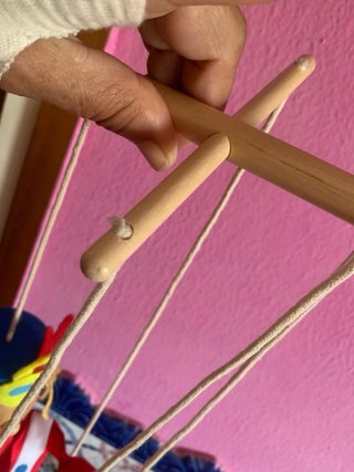 Marioneta de madera 37 cm nueva