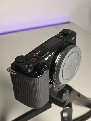 Sony ZV-E10
