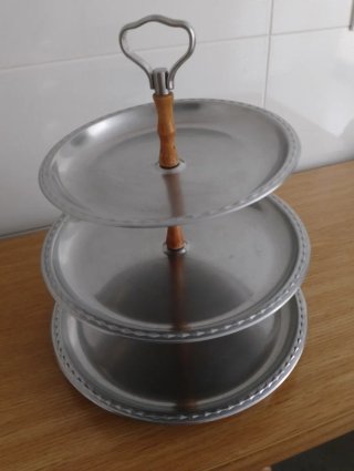 Frutero de acero inoxidable de 3 pisos