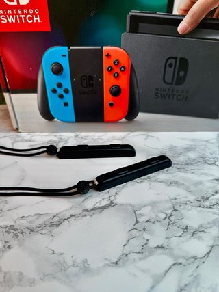 IMPECABLE | Nintendo Switch V1 + accessori