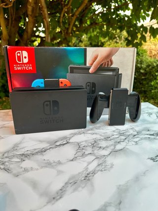 IMPECABLE | Nintendo Switch V1 + accessori