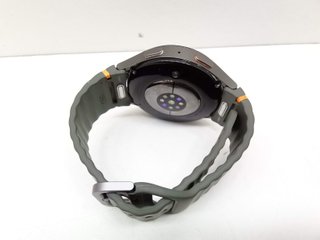 E64131-0 SAMSUNG GALAXY WATCH 7 44MM BLUETOOTH