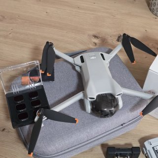 Dron DJI Mini 3