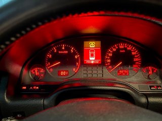 Audi A8 2003