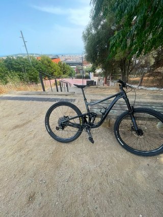 Giant trance 29 X