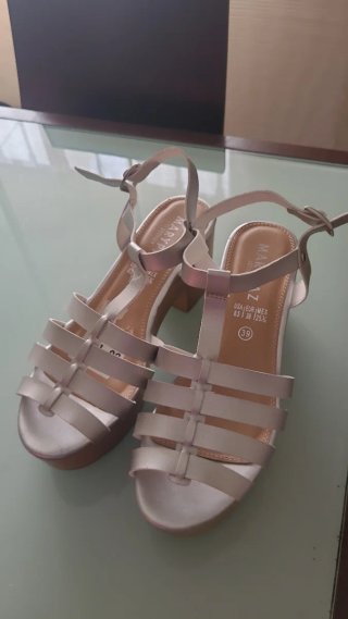 Sandalias Marypaz plateadas tacón sin estrenar T.3