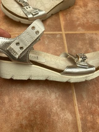 Sandalias Plataforma Plata y Blanco