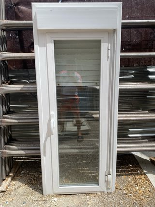 Ventanas de aluminio blanco climalit con persiana