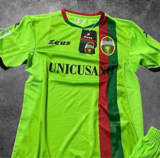Completo calcio Zeus