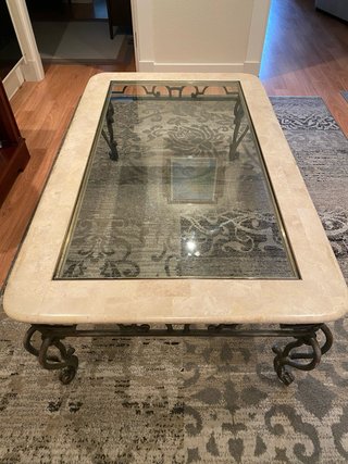 Mesa de centro de cristal y piedra
