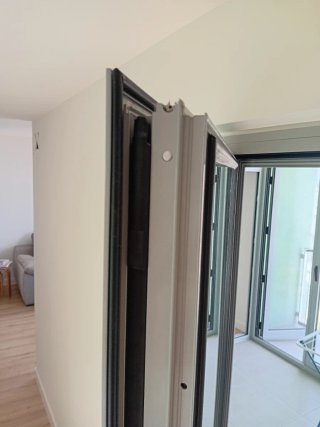 2 Carpinterías Aluminio Cortizo, nuevas