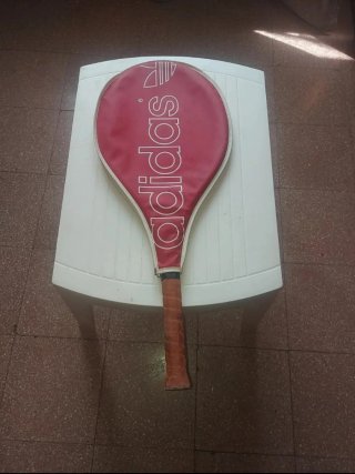 Raqueta Tenis Vintage Adidas Comet Junior